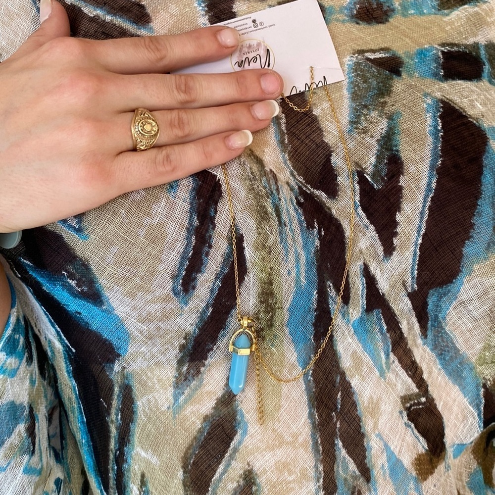 NWT Gold Chain Blue Crystal Pendant Necklace - Picture 4 of 4
